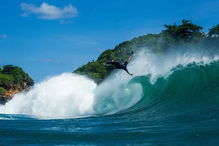 Hotel Arrys Watukarung Surfcamp Kalak Exterior foto