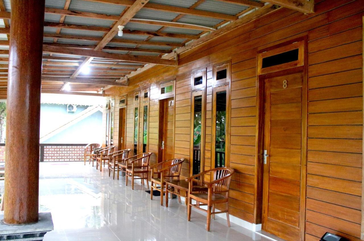 Hotel Arrys Watukarung Surfcamp Kalak Exterior foto